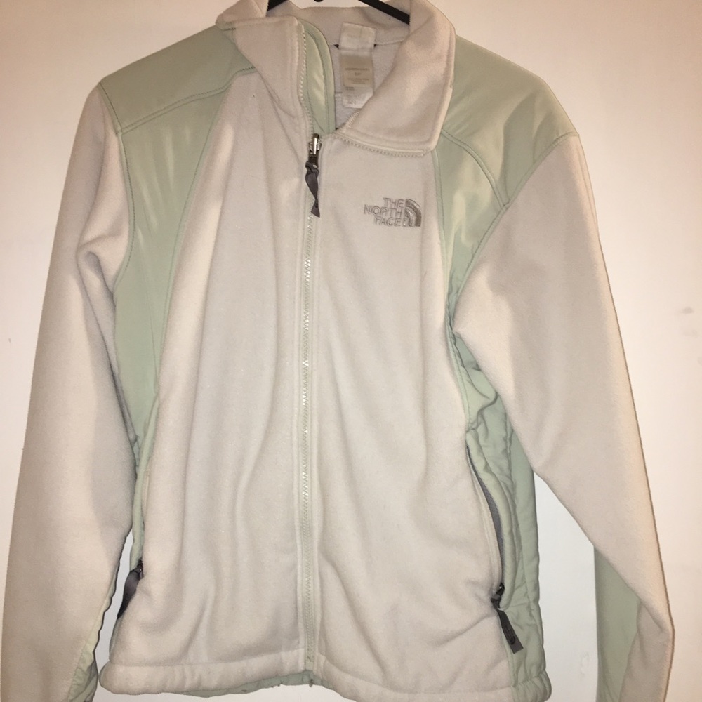 North face zip up size SMALL
